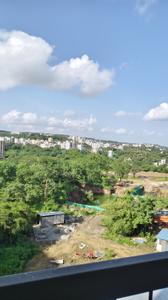 Balcony Image of 900 Sq.ft 2 BHK Apartment / Flat for rent in Enerrgia Skyi Manas Lake, Bhukum Pune for Rs. 18500