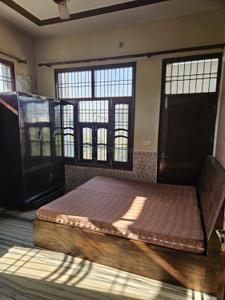 Bedroom Image of 1800 Sq.ft 5 BHK Independent House for rent in Model Town Bathinda for Rs. 32000