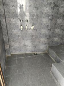 Bathroom Image of 400 Sq.ft 1 RK Apartment / Flat for rent in Transport Nagar Lucknow for Rs. 6000