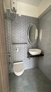 Image of 700 Sq.ft 2 BHK Apartment / Flat for sale in Ashar Axis, Thane West, Thane for Rs. 14999999