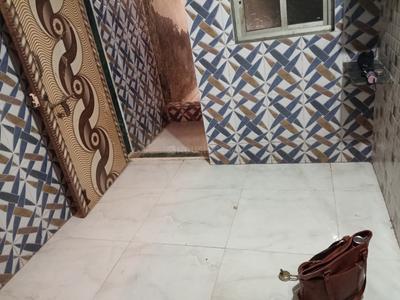 Bathroom Image of 250 Sq.ft 1 RK Apartment / Flat for sale in Nalasopara East Nala Sopara for Rs. 700000