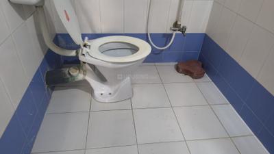 Image of 1120 Sq.ft 3 BHK Apartment / Flat for rent in Naiknavare Shravandhara, Hadapsar, Pune for Rs. 25000