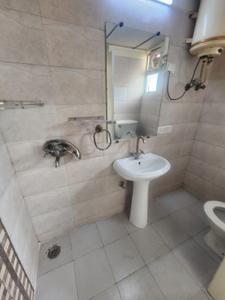 Bathroom Image of 555 Sq.ft 1 BHK Apartment / Flat for rent in Gaurs Sanskriti Vihar 10th Avenue, Noida Extension Greater Noida for Rs. 16000