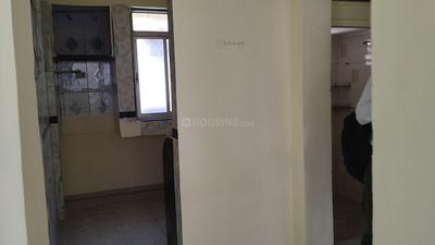 Bathroom Image of 500 Sq.ft 1 BHK Apartment / Flat for rent in Vashi Navi Mumbai for Rs. 24000