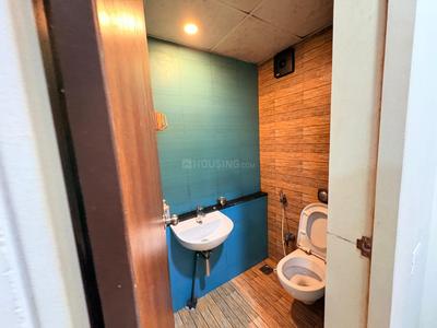 Bathroom Image of 440 Sq.ft 1 BHK Apartment / Flat for rent in Lodha Quality Home, Thane West Thane for Rs. 32000