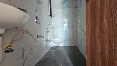 Bathroom Image of 650 Sq.ft 1 BHK Apartment / Flat for sale in Bhaveshwar Aqua, Kalamboli Navi Mumbai for Rs. 6000000