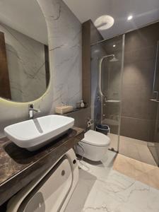 Bathroom Image of 1700 Sq.ft 3 BHK Apartment / Flat for sale in Ekta Verve, Santacruz West Mumbai for Rs. 87500000