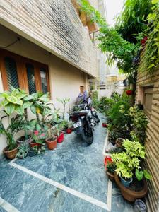 Balcony Image of 4000 Sq.ft 6 BHK Independent House for sale in Indira Nagar Lucknow for Rs. 22500000