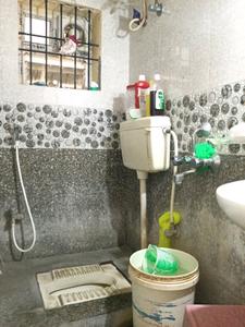 Common Bathroom Image of 975 Sq.ft 2 BHK Apartment / Flat for sale in K R Puram Bengaluru for Rs. 6500000