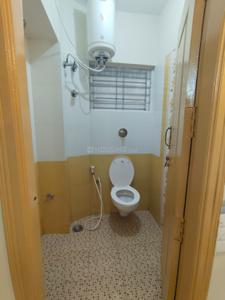 Bathroom Image of 900 Sq.ft 2 BHK Builder Floor for rent in HSR Layout Bengaluru for Rs. 32000