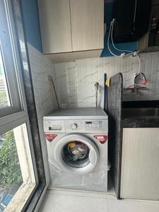 Kitchen Image of 570 Sq.ft 1 BHK Apartment / Flat for rent in Kshitija Shree Laxmi Residency, Byculla Mumbai for Rs. 48000