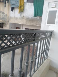 Balcony Image of 450 Sq.ft 1 BHK Independent House for rent in Saket New Delhi for Rs. 13000