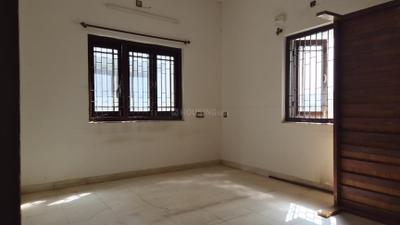 Bedroom Image of 1600 Sq.ft 4 BHK Independent House for rent in Kaliyabid Bhavnagar for Rs. 21000