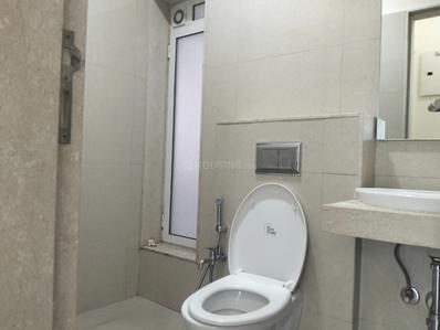 Bathroom Image of 1200 Sq.ft 2 BHK Apartment / Flat for sale in L And T Seawoods Residences Phase I, Seawoods Navi Mumbai for Rs. 27000000