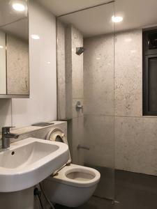 Sumer Trinity Towers Common Bathroom 4