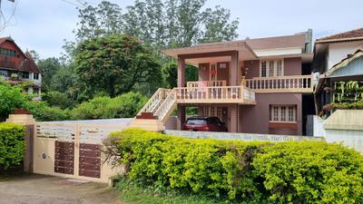 5 BHK Independent House