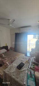 Bedroom Image of 1200 Sq.ft 3 BHK Apartment / Flat for rent in Mantra Montana, Dhanori Pune for Rs. 30000