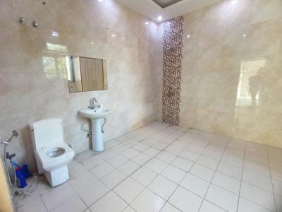 Image of 5780 Sq.ft 3 BHK Independent House for rent in Sector 30, Noida for Rs. 70000