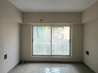 Bedroom Image of 950 Sq.ft 2.5 BHK Apartment / Flat for sale in Vile Parle West Mumbai for Rs. 50000000