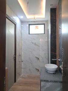 Common Bathroom Image of 2350 Sq.ft 4 BHK Builder Floor for sale in Paschim Vihar New Delhi for Rs. 42500000