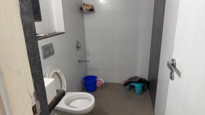 Image of 1050 Sq.ft 2 BHK Apartment / Flat for sale in Rustomjee Urbania, Thane West, Thane for Rs. 14200000