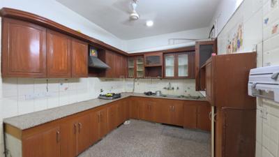Kitchen Image of 3600 Sq.ft 4 BHK Builder Floor for sale in Freedom Fighters Enclave New Delhi for Rs. 27000000