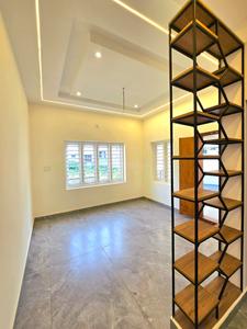 Hall Image of 2500 Sq.ft 4 BHK Villa for sale in Pukkattupady Kochi for Rs. 11500000