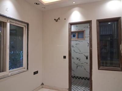 Bedroom Image of 900 Sq.ft 3 BHK Builder Floor for sale in Paschim Vihar New Delhi for Rs. 18000000