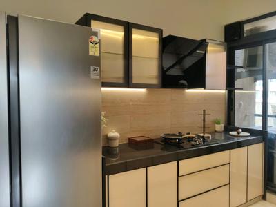 Kitchen Image of 650 Sq.ft 1 BHK Apartment / Flat for sale in Lodha Amara, Kolshet Thane for Rs. 8000000