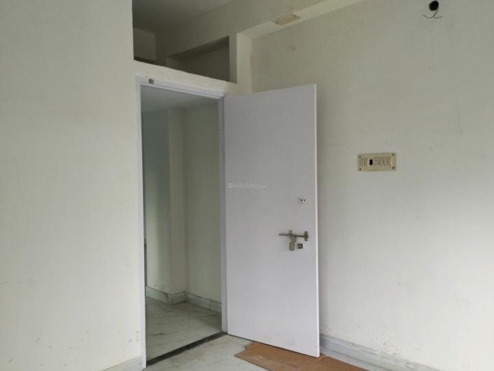 Unique Park, Haltu Main Image 1