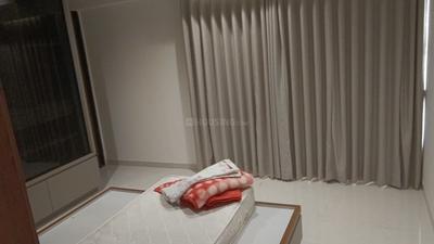 Bedroom Image of 1000 Sq.ft 3 BHK Apartment / Flat for sale in Shilaj Ahmedabad for Rs. 12800000