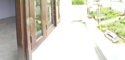 Balcony Image of 800 Sq.ft 1.5 BHK Apartment / Flat for rent in Sector 110 Gurgaon for Rs. 13000