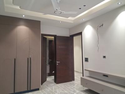 Bedroom Image of 2250 Sq.ft 4 BHK Builder Floor for sale in Paschim Vihar New Delhi for Rs. 49000000
