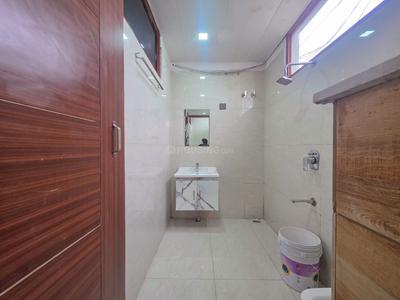 Bathroom Image of 1500 Sq.ft 3 BHK Apartment / Flat for sale in Rajpur Road Dehradun for Rs. 16000000