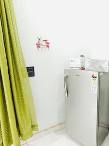 Bedroom Image of 1450 Sq.ft 2 BHK Builder Floor for rent in Mussoorie Road Dehradun for Rs. 40000