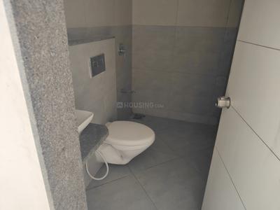 Bathroom Image of 1850 Sq.ft 3 BHK Apartment / Flat for rent in Shivaay Serene, Sama Savli Vadodara for Rs. 24000