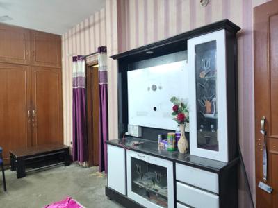 Bedroom Image of 700 Sq.ft 2 BHK Builder Floor for rent in Begumpur New Delhi for Rs. 27000
