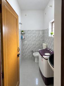 Bathroom Image of 900 Sq.ft 3 BHK Apartment / Flat for sale in Kanwali Dehradun for Rs. 6500000