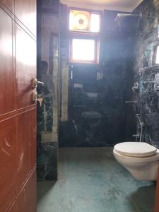 Common Bathroom Image of 1250 Sq.ft 3 BHK Apartment / Flat for rent in Chhattarpur New Delhi for Rs. 30000