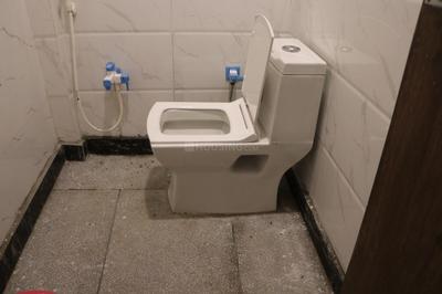 Bathroom Image of Slate Meadows Co-Living pg in Sector 101, Noida