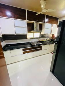 Kitchen Image of 1845 Sq.ft 3 BHK Apartment / Flat for rent in Aaryan Eminent, Chanakyapuri Ahmedabad for Rs. 42000