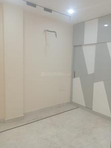 Bedroom Image of 900 Sq.ft 3 BHK Builder Floor for sale in Shalimar Bagh New Delhi for Rs. 16500000
