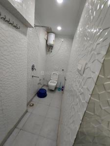 Bathroom Image of 538 Sq.ft 2 BHK Apartment / Flat for sale in Dilshad Garden New Delhi for Rs. 9000000