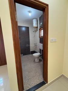 Image of 1050 Sq.ft 2 BHK Apartment / Flat for rent in Shanti Nagar, Bengaluru for Rs. 38000