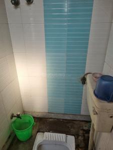 Bathroom Image of 450 Sq.ft 1 BHK Builder Floor for sale in Shahdara New Delhi for Rs. 2700000