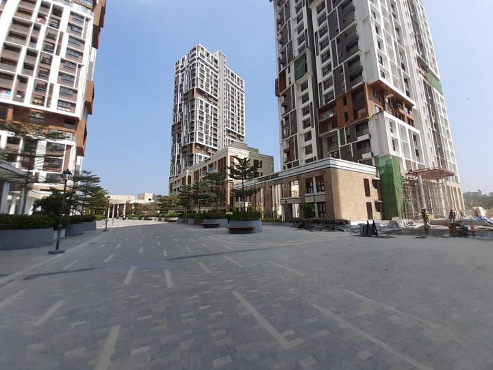 Tata Avenida Main Image 1