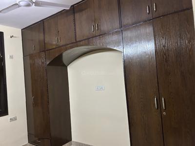 Bedroom Image of 980 Sq.ft 2 BHK Independent House for rent in Vikaspuri New Delhi for Rs. 17000