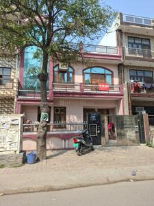 Image of 1900 Sq.ft 4 BHK Independent House for sale in Alpha II, Greater Noida for Rs. 37000000