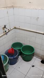 Bathroom Image of 700 Sq.ft 2 BHK Independent House for rent in Vashi Navi Mumbai for Rs. 35000