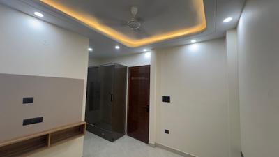 Bedroom Image of 816 Sq.ft 2 BHK Builder Floor for rent in Janakpuri New Delhi for Rs. 35500
